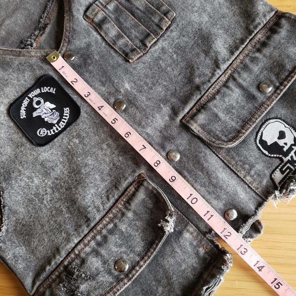 Handmade OOAK Grey Denim Jean Crop Acid Wash Vest Cobra Outlaw + Skull Skates - Picture 10 of 15